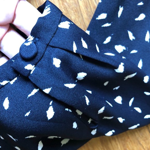 Ann Taylor LOFT Blouse, Black with 3/4 Sleeves, Pretty Pattern, Size Small - Picture 3 of 7